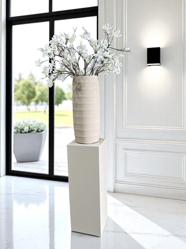 interieur-interieurstyling-kunstboeket-kunstbloemen-edelstenen-edelsteen-kristal-kristallen-hotelchique-interieur-interieurstyliste-gemstones-minerals-interiordesign-interior-interieur-accessoires-interieurdesign-chique-chiquewoonaccessoires-interieurstenen-edelstenen-bergkristal-woonaccessoires-woonwinkel-gelderland-bergkristal-hondenmand-hondenbed-boucle-hond-dogbed-vaas-potten-binnenpotten-buitenpotten-tuin-tuindecoratie-tuinpotten-beige