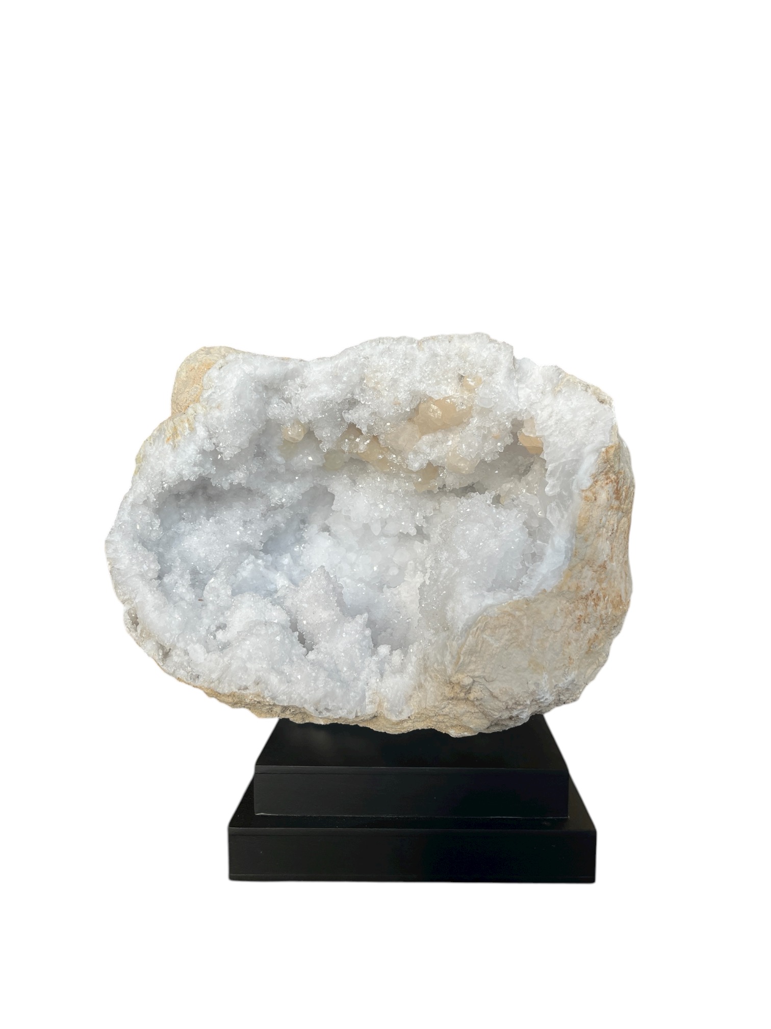 interieur-interieurstyling-kunstboeket-kunstbloemen-edelstenen-edelsteen-kristal-kristallen-hotelchique-interieur-interieurstyliste-gemstones-minerals-interiordesign-interior-interieur-accessoires-interieurdesign-chique-chiquewoonaccessoires-interieurstenen-edelstenen-bergkristal-woonaccessoires-woonwinkel-gelderland-bergkristal-hondenmand-hondenbed-boucle-hond-dogbed-vaas-potten-binnenpotten-buitenpotten-tuin-tuindecoratie-tuinpotten-beige