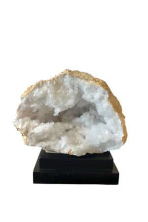 interieur-interieurstyling-kunstboeket-kunstbloemen-edelstenen-edelsteen-kristal-kristallen-hotelchique-interieur-interieurstyliste-gemstones-minerals-interiordesign-interior-interieur-accessoires-interieurdesign-chique-chiquewoonaccessoires-interieurstenen-edelstenen-bergkristal-woonaccessoires-woonwinkel-gelderland-bergkristal-hondenmand-hondenbed-boucle-hond-dogbed-vaas-potten-binnenpotten-buitenpotten-tuin-tuindecoratie-tuinpotten-beige