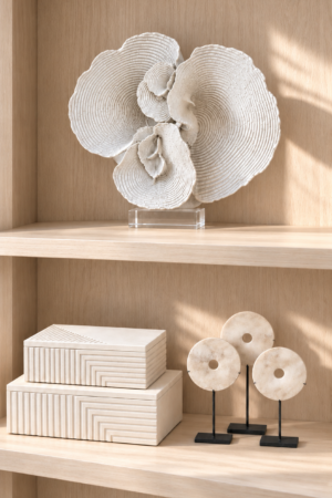 zijdenboeketten-zijdenboeket-interieur-interieurstyling-kunstboeket-kunstbloemen-edelstenen-edelsteen-kristal-kristallen-hotelchique-interieur-interieurstyliste-gemstones-minerals-interiordesign-interior-interieur-accessoires-interieurdesign-chique-chiquewoonaccessoires-interieurstenen-edelstenen-bergkristal-woonaccessoires-woonwinkel-gelderland-bergkristal-hondenmand-hondenbed-boucle-hond-dogbed-vaas-potten-binnenpotten-buitenpotten-tuin-tuindecoratie-tuinpotten-beige-bombyxx