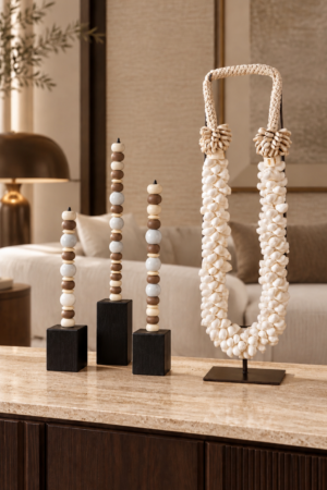 zijdenboeketten-zijdenboeket-interieur-interieurstyling-kunstboeket-kunstbloemen-edelstenen-edelsteen-kristal-kristallen-hotelchique-interieur-interieurstyliste-gemstones-minerals-interiordesign-interior-interieur-accessoires-interieurdesign-chique-chiquewoonaccessoires-interieurstenen-edelstenen-bergkristal-woonaccessoires-woonwinkel-gelderland-bergkristal-hondenmand-hondenbed-boucle-hond-dogbed-vaas-potten-binnenpotten-buitenpotten-tuin-tuindecoratie-tuinpotten-beige-bombyxx