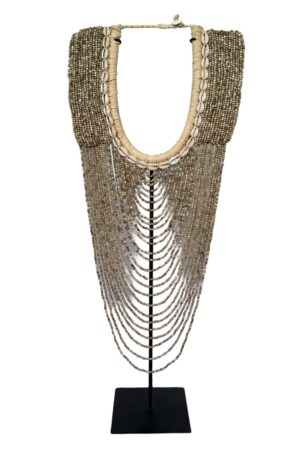 zijdenboeketten-zijdenboeket-interieur-interieurstyling-kunstboeket-kunstbloemen-edelstenen-edelsteen-kristal-kristallen-hotelchique-interieur-interieurstyliste-gemstones-minerals-interiordesign-interior-interieur-accessoires-interieurdesign-chique-chiquewoonaccessoires-interieurstenen-edelstenen-bergkristal-woonaccessoires-woonwinkel-gelderland-bergkristal-hondenmand-hondenbed-boucle-hond-dogbed-vaas-potten-binnenpotten-buitenpotten-tuin-tuindecoratie-tuinpotten-beige