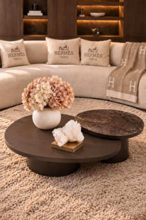zijdenboeketten-zijdenboeket-interieur-interieurstyling-kunstboeket-kunstbloemen-edelstenen-edelsteen-kristal-kristallen-hotelchique-interieur-interieurstyliste-gemstones-minerals-interiordesign-interior-interieur-accessoires-interieurdesign-chique-chiquewoonaccessoires-interieurstenen-edelstenen-bergkristal-woonaccessoires-woonwinkel-gelderland-bergkristal-hondenmand-hondenbed-boucle-hond-dogbed-vaas-potten-binnenpotten-buitenpotten-tuin-tuindecoratie-tuinpotten-beige-bombyxx