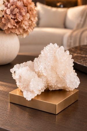 zijdenboeketten-zijdenboeket-interieur-interieurstyling-kunstboeket-kunstbloemen-edelstenen-edelsteen-kristal-kristallen-hotelchique-interieur-interieurstyliste-gemstones-minerals-interiordesign-interior-interieur-accessoires-interieurdesign-chique-chiquewoonaccessoires-interieurstenen-edelstenen-bergkristal-woonaccessoires-woonwinkel-gelderland-bergkristal-hondenmand-hondenbed-boucle-hond-dogbed-vaas-potten-binnenpotten-buitenpotten-tuin-tuindecoratie-tuinpotten-beige-bombyxx