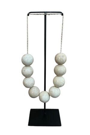 zijdenboeketten-zijdenboeket-interieur-interieurstyling-kunstboeket-kunstbloemen-edelstenen-edelsteen-kristal-kristallen-hotelchique-interieur-interieurstyliste-gemstones-minerals-interiordesign-interior-interieur-accessoires-interieurdesign-chique-chiquewoonaccessoires-interieurstenen-edelstenen-bergkristal-woonaccessoires-woonwinkel-gelderland-bergkristal-hondenmand-hondenbed-boucle-hond-dogbed-vaas-potten-binnenpotten-buitenpotten-tuin-tuindecoratie-tuinpotten-beige