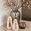 zijdenboeketten-zijdenboeket-interieur-interieurstyling-kunstboeket-kunstbloemen-edelstenen-edelsteen-kristal-kristallen-hotelchique-interieur-interieurstyliste-gemstones-minerals-interiordesign-interior-interieur-accessoires-interieurdesign-chique-chiquewoonaccessoires-interieurstenen-edelstenen-bergkristal-woonaccessoires-woonwinkel-gelderland-bergkristal-hondenmand-hondenbed-boucle-hond-dogbed-vaas-potten-binnenpotten-buitenpotten-tuin-tuindecoratie-tuinpotten-beige-bombyxx