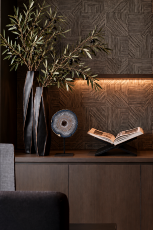 zijdenboeketten-zijdenboeket-interieur-interieurstyling-kunstboeket-kunstbloemen-edelstenen-edelsteen-kristal-kristallen-hotelchique-interieur-interieurstyliste-gemstones-minerals-interiordesign-interior-interieur-accessoires-interieurdesign-chique-chiquewoonaccessoires-interieurstenen-edelstenen-bergkristal-woonaccessoires-woonwinkel-gelderland-bergkristal-hondenmand-hondenbed-boucle-hond-dogbed-vaas-potten-binnenpotten-buitenpotten-tuin-tuindecoratie-tuinpotten-beige-bombyxx